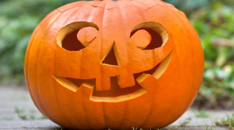 HalloweenPompoen maken in Winkelcentrum Mariahoeve