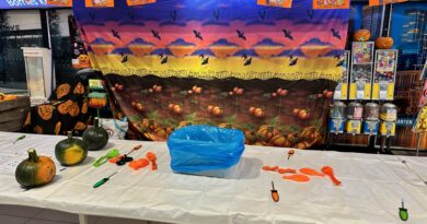 Halloween Palace Promenade